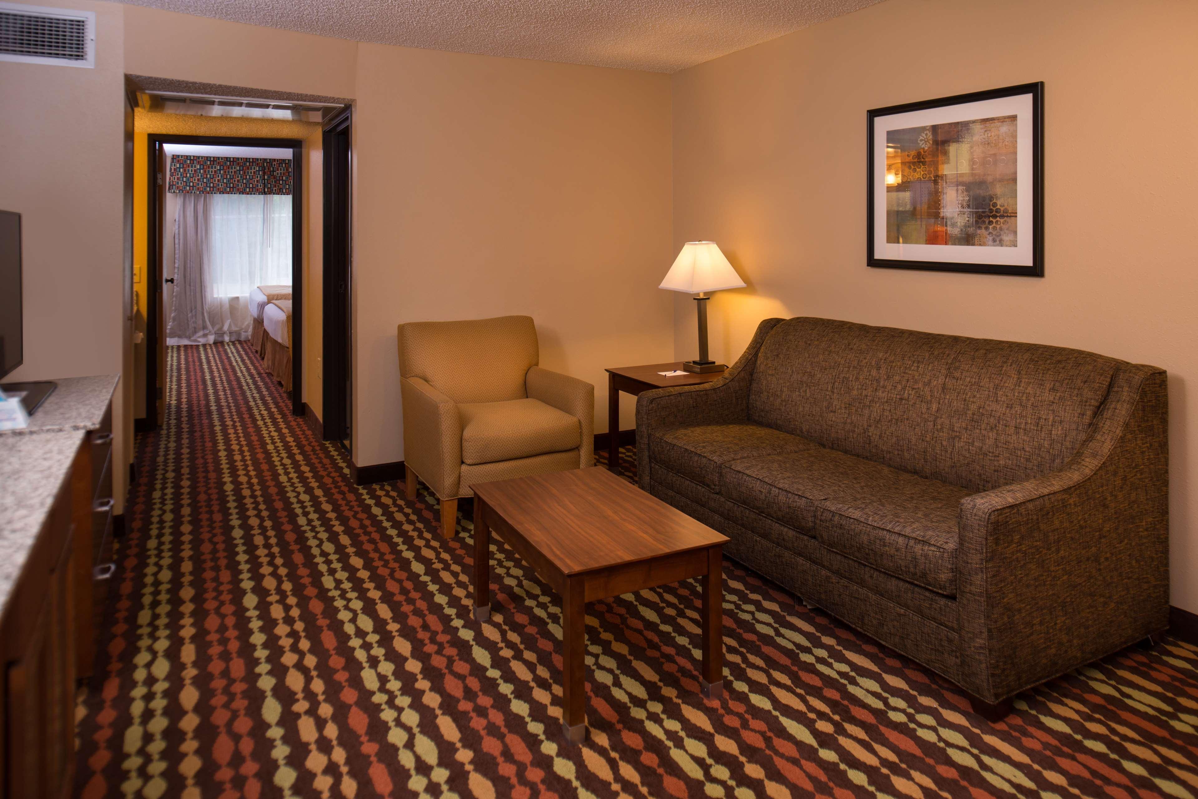Best Western Ambassador Inn & Suites Wisconsin Dells Exteriör bild